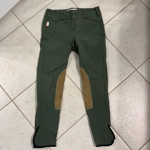 Green vintage pad Tailored Sportsman breeches. 24